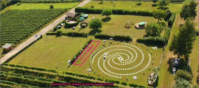 ein Spechtel-Platz fuer Kollegen im Astronomiepark-Kraichtal